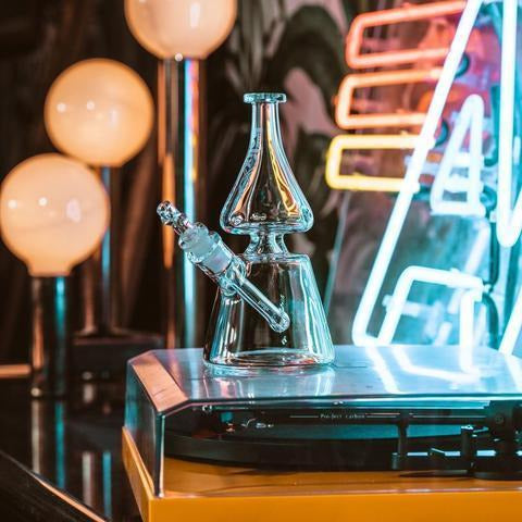 GRAV LABS Helix 螺旋氣流 玻璃藝術品 (BONG)