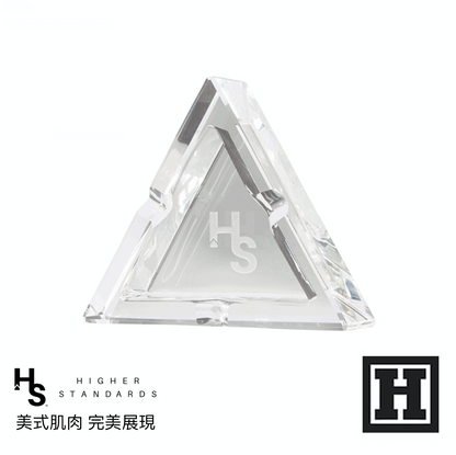 Higher Standards 水晶煙灰缸